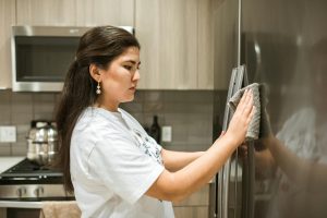 Kitchen and bathroom cleaning service